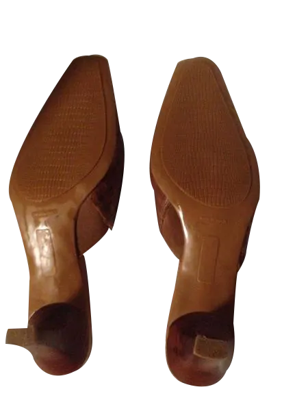 Coldwater Creek leather basket weave design slides size 61/2 M SKU 000210