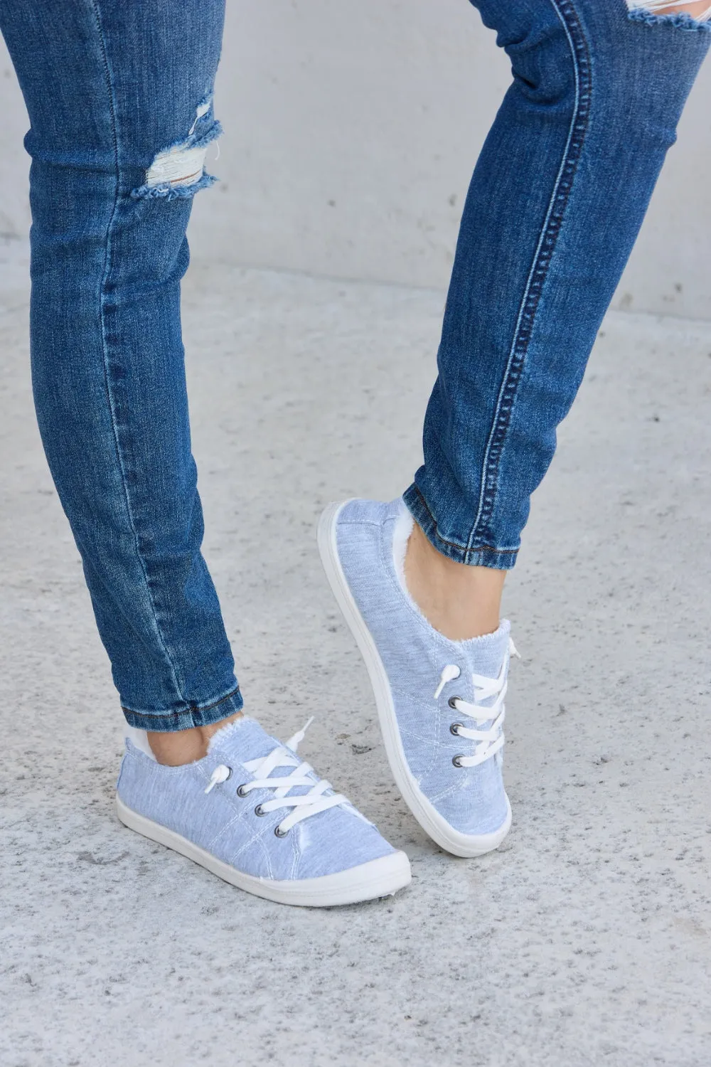 Forever Link Lace-Up Plush Thermal Liner Light Gray Flat Low Top Sneakers
