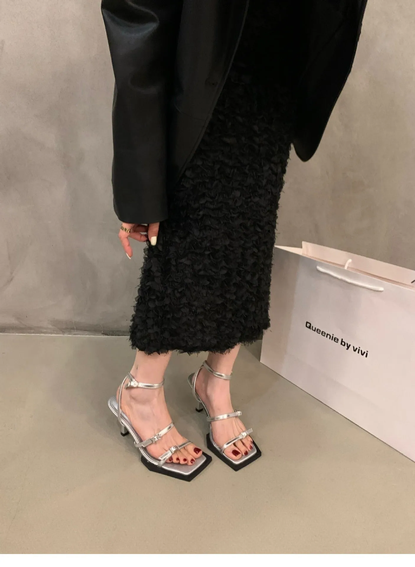 French New Summer Black Noble Thin Heeled Roman Sandals