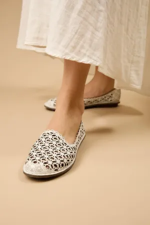 Serenade White