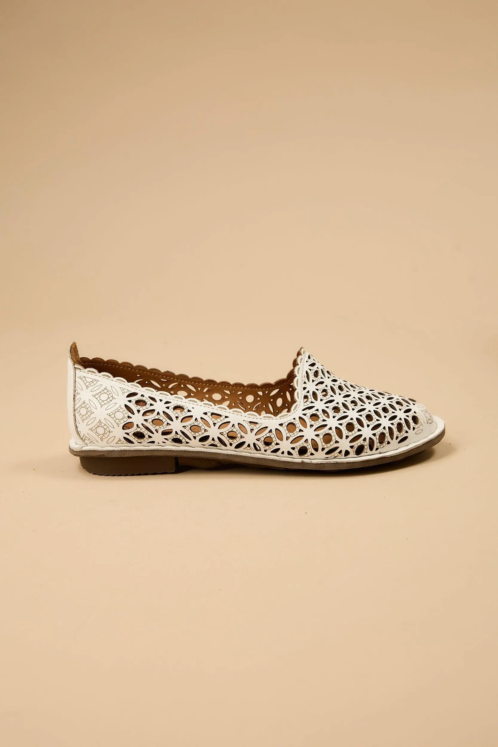 Serenade White