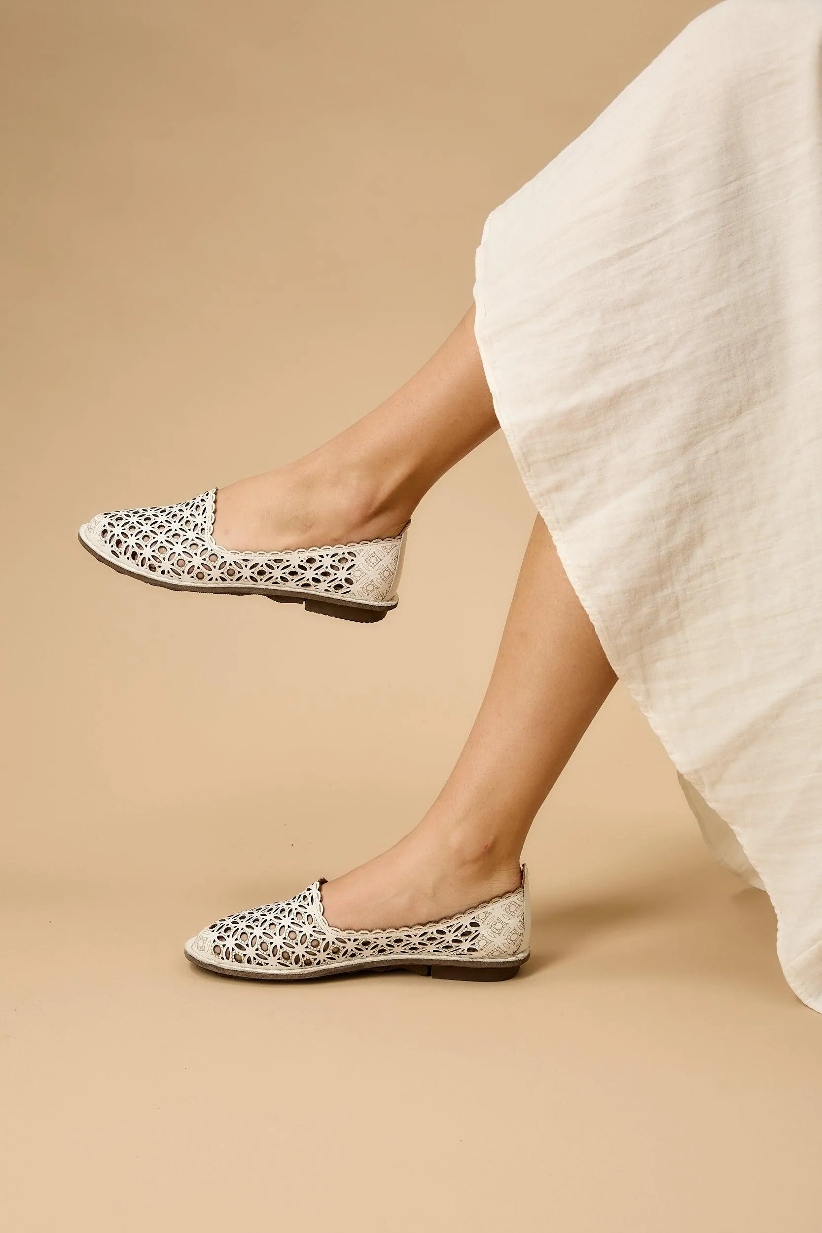 Serenade White