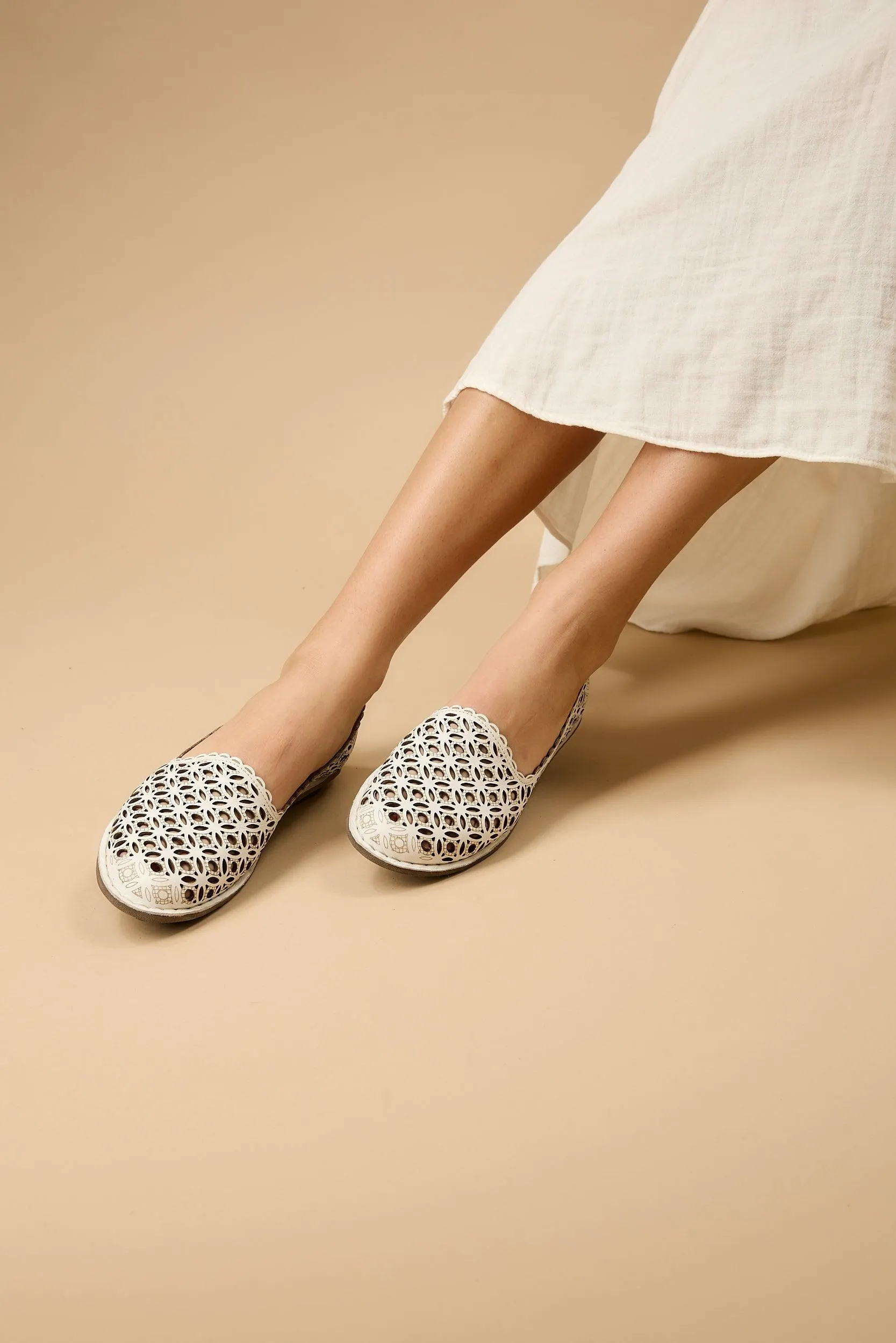 Serenade White