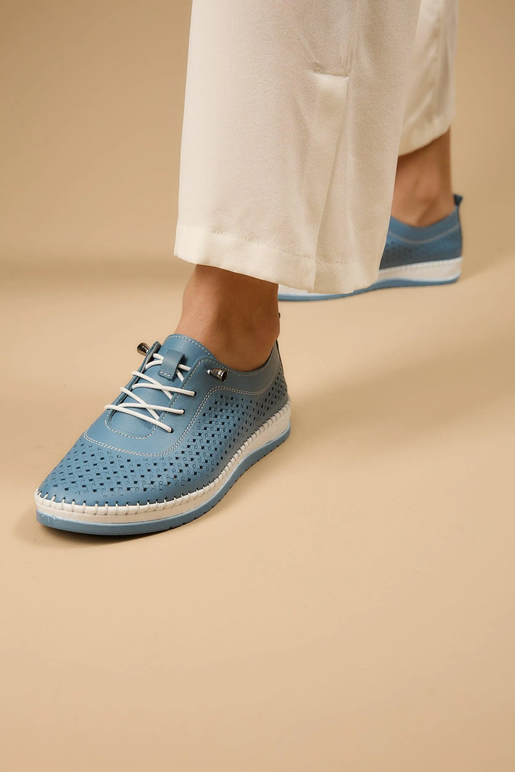 Shoella Blue