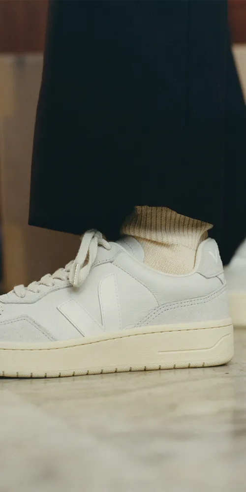V-90 Leather Sneakers Gravel White