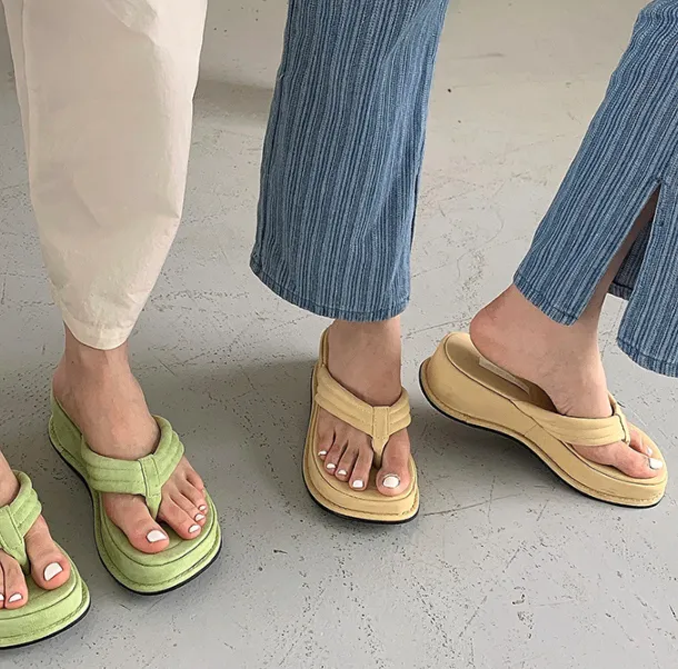 Women Slippers New Clip Toe Sandals